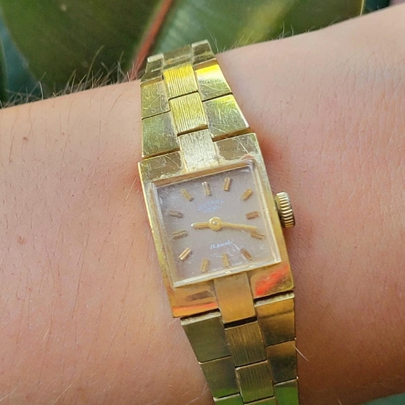 Vintage Rotary Swiss 17 Jewels Gold Watch - Picture 6 of 7